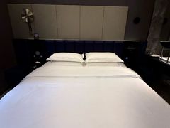 -Ting无边际江景酒店(重庆解放碑云端之眼店)