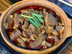 招牌牛腩牛杂煲-包工仔·牛杂自助放题