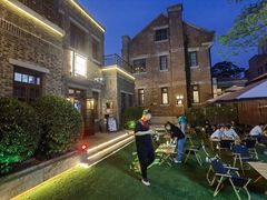 -麦落精酿啤酒餐吧(先农大院店)