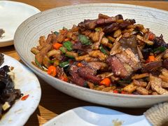 萝卜干炒腊肉-苏湘杭(普罗旺世店)