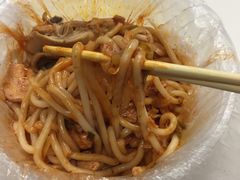 -辣风芹酱香米粉(新疆炒米粉软件园店)