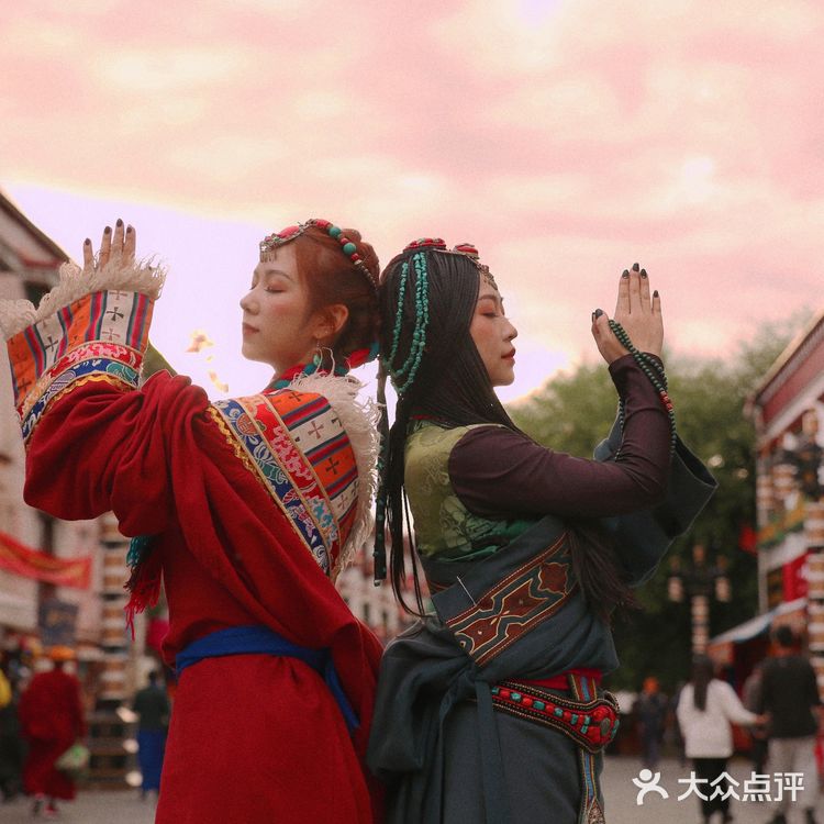 西藏-拉萨-来看八廓街藏服拍照如何！