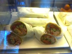 鸡肉卷-Gloria Jean's Coffees