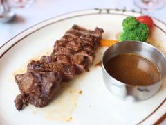 -马克西姆俄罗斯餐厅(通亚街店)