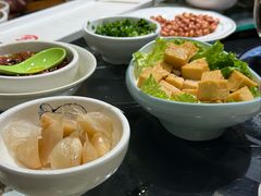 -常赢三兄弟·清真涮肉·清真炒菜(朝阳新城店)