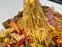 小脸大碗牛蛙干拌面-友达面馆(广州总店)
