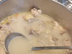 -煲王粤菜餐厅(中侨中心店)