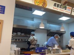 -李与白包子铺(桐梓林店)