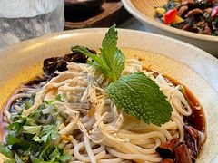 -半山腰·云南菜(侨福芳草地店)