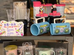 零售区-星巴克臻选(深圳华强北茂业店)