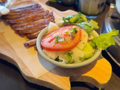 -大头虾越式风味餐厅(光明广场店)