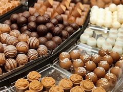 -Laderach 莱德拉(上海环贸iapm店)