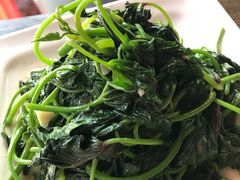 -华光驿站私房菜·黑金冠