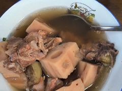 -莲餐厅·湖北菜·潜江小龙虾店(愚园路店)