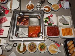 -海底捞火锅(金地广场生日主题店)