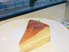 巴斯克烤芝士-素咫咖啡CLIFEROSE