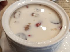 -广信牛奶甜品世家(台东店)