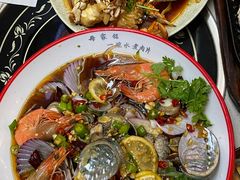 -老东镇啤酒屋海鲜加工·蒸汽海鲜·海鲜烧烤(台东店)