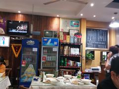 大堂-何记面馆(龙泉山店)
