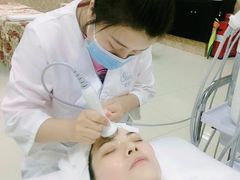 -首脑美容美发化妆美甲培训学校(龙岗校区)