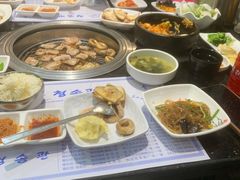 -青松馆韩国料理(香港中路佳世客店)