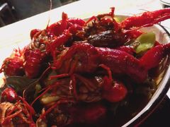 -虾弄弄海派小龙虾·牛羊蝎子火锅