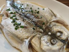 -品鲜村农家菜·阳澄湖大闸蟹(总店)