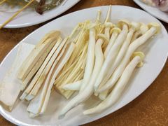 杂菇-濠轩阁特色生蚝火锅总店