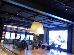 -CGV影城(滨江天街IMAX店)
