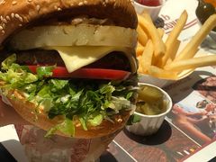 -The Habit Burger Grill 哈比特汉堡(复兴soho店)