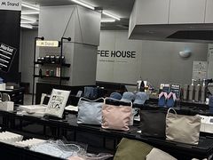 -M Stand(西安大悦城店)