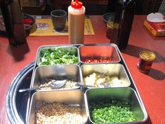 -谭鸭血老火锅(龙湖宝山天街店)