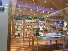 -猫的天空之城概念书店(印象城购物中心店)