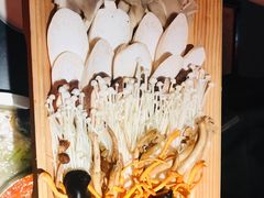 -井格重庆火锅(西直门凯德Mall店)