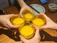 鲜榨芒果菠萝汁-一坐一忘云南菜(嘉里中心店)