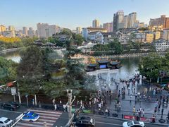 -包整·丝娃娃(一览甲秀楼风景店)