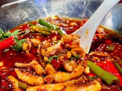 -龙巢盱眙龙虾·牛蛙·烧烤宵夜(八卦岭店)