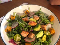 三文鱼藜麦沙拉-COMMUNE幻师(上邦百汇城店)