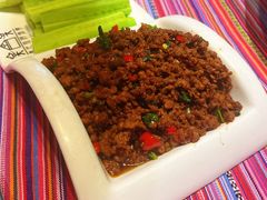 -香巴拉云南餐厅(华莱坞店)