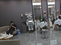 -藤野造型烫染·漂发