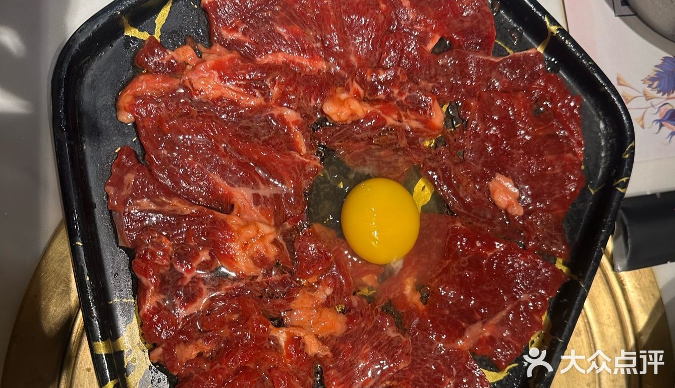 今天火锅吃撑了，超满足