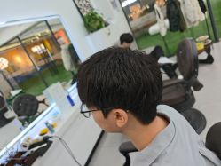 点击看大图 -尤司男士国潮理发馆