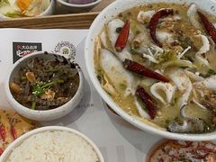 -渔语鱼酸菜鱼新川菜(万象城店)