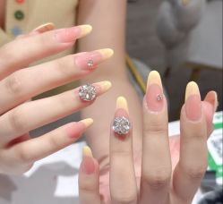 -H12 STAR日式美甲美睫专门店