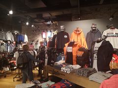 -Superdry(world square)