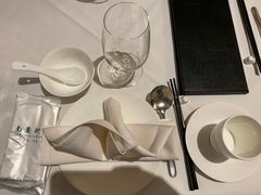 餐具摆设-南麓·浙里(外滩店)