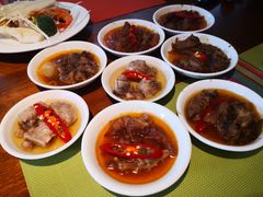 -岷山饭店-芝芝自助餐厅