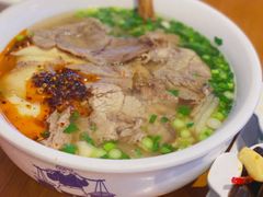 牛骨清汤牛肉面-白金成(珠江路店)