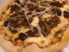 烤牛肉披萨-I HOLIC艾豪丽披萨(KKone店)