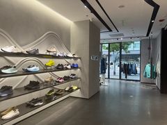 -ARC'TERYX始祖鸟(北京王府中环店)